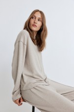 Fine-knit jumper